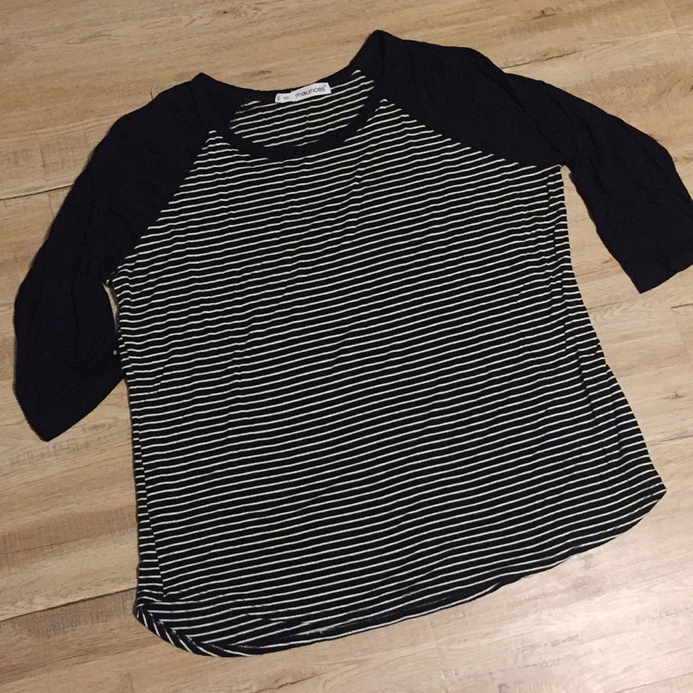Maurices comfy t shirt! Size 0 XL women’s